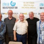 VRACIA SA LÝRA. NA KONCERTE V BRATISLAVE VYSTÚPIA VYBRANÍ PREDSTAVITELIA ČESKEJ A SLOVENSKEJ HUDOBNEJ SCÉNY.